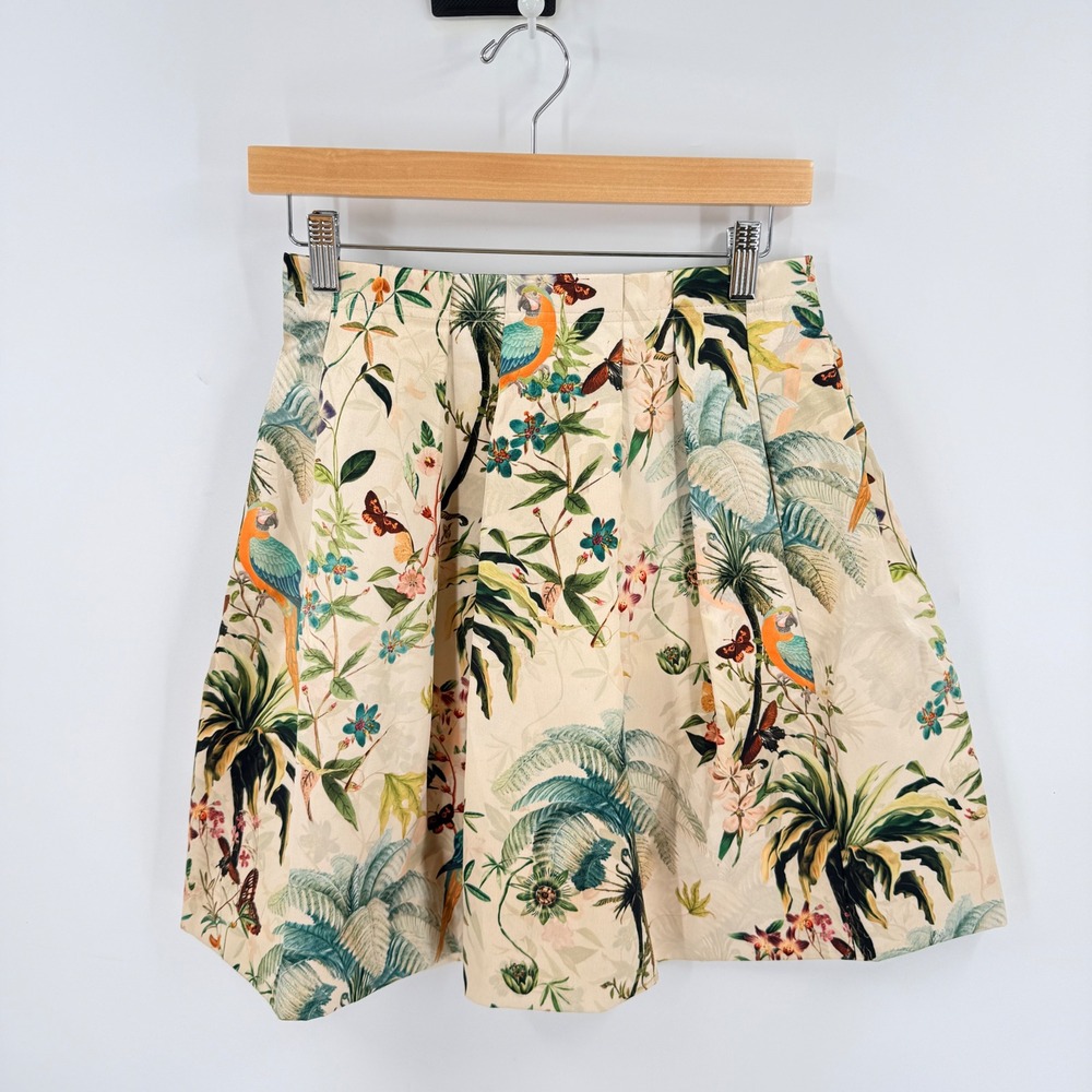H&M Skirt Ivory Tropical Parrot Floral Size 4 Summer Botanical Pleated Whimsical